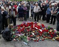 Blood and gunfire in Ukraine army attack on rebel checkpoint