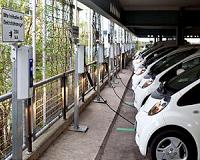 Battery that 'breathes' could power next-gen electric vehicles