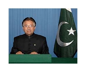 Musharraf wins bid to run in elections