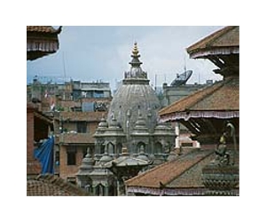 Maoists end general strike in Kathmandu