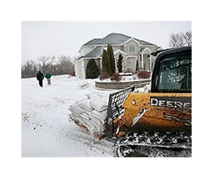 US climate skeptics seize on blizzard