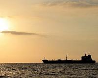 EIA reviewing crude oil export ban