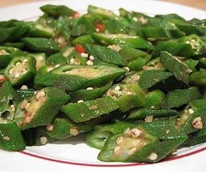 Black Or Blue? Mulch Color Affects Okra Growth, Yield