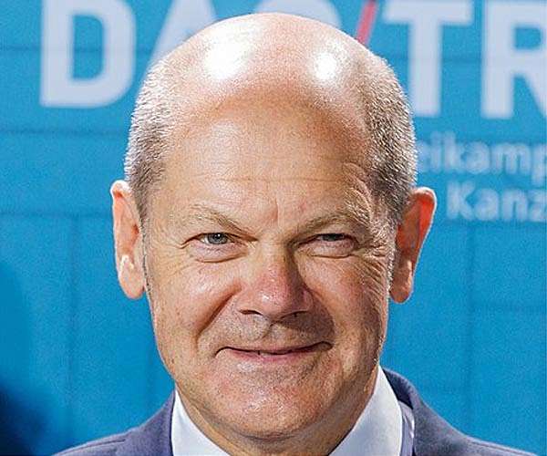Germany's Scholz warns against fossil fuel 'renaissance'