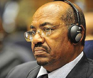 Sudan's Bashir, minister dance after ICC warrant