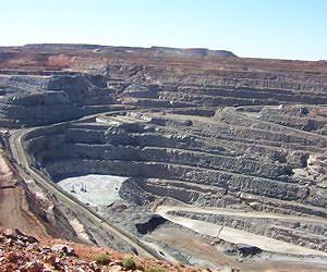 China miners' African gold rush tarnished by terror