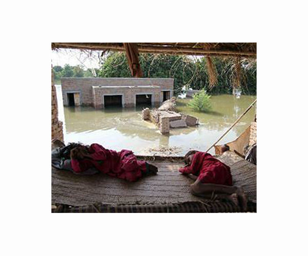 Child among nine killed in Pakistan mine flood