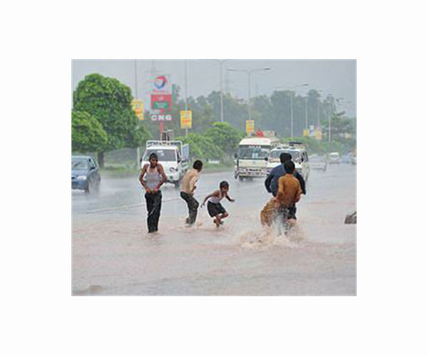 Floods in Delhi as South Asia monsoon toll rises to nearly 1,300