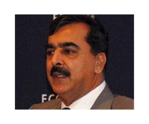 Pakistan PM says NATO blockade could last weeks