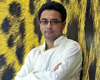 Award-winning Tibetan film director held by police