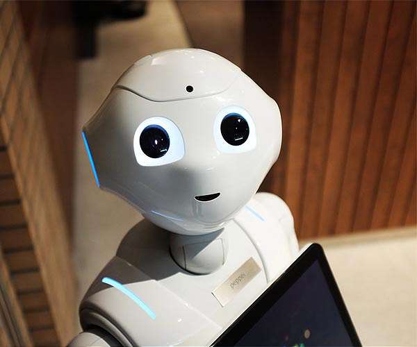 AI poses 'extinction' risk, say experts