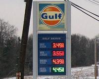 U.S. gasoline prices tapering off