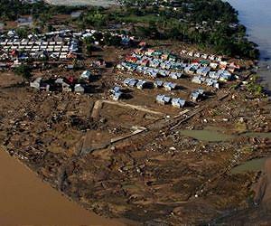 Philippine storm toll passes 900 as cities prepare burials
