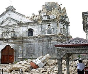 Overseas Philippine workers a typhoon lifeline