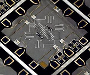 UCSB researchers demonstrate that 15=3x5 about half of the time
