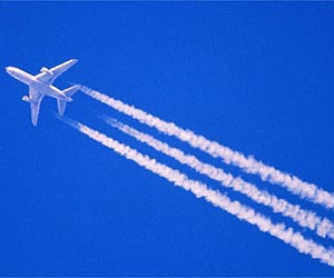 EU sets CO2 limit for airlines