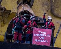 Shell takes legal action over Greenpeace protest on rig