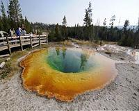 Yellowstone's thermal springs - their colors unveiled