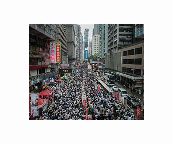 Two Hong Kong opposition lawmakers among new protest arrests
