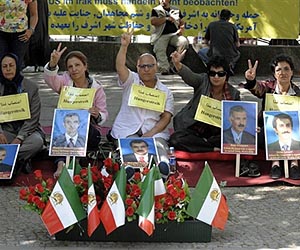 Iranian expats want protection for Ashraf
