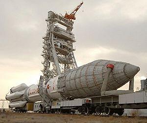 Russia to restart Proton rocket launches after crash