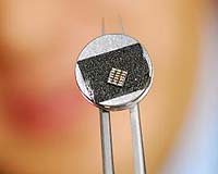 Nanogenerator Provides Continuous Power By Harvesting Energy From The Environment