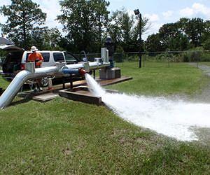 Hundreds of thousands without water after US chemical spill