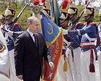 Brazil sounds out France, Russia for defense purchases