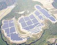 Japan aims for 24% renewable energy but keeps nuclear central