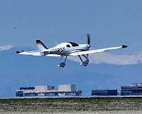 Solar-Powered Sun Flyer Trainer Makes Progress