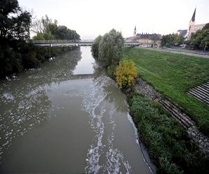 Europe taking phosphates out of wash in water clean-up