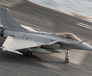 France clips Rafale's wings, hopes for first export order