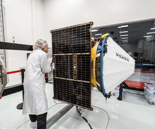 Rocket Lab delivers 2nd Pioneer Spacecraft to Varda for In-Space manufacturing