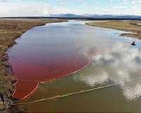 Russian mayor charged over failure to contain Arctic spill