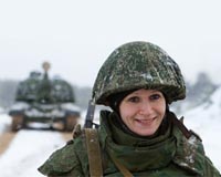 US urges Russia to open war games to media