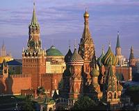 Moscow stretched 'to limit' by epidemic, tightens restrictions