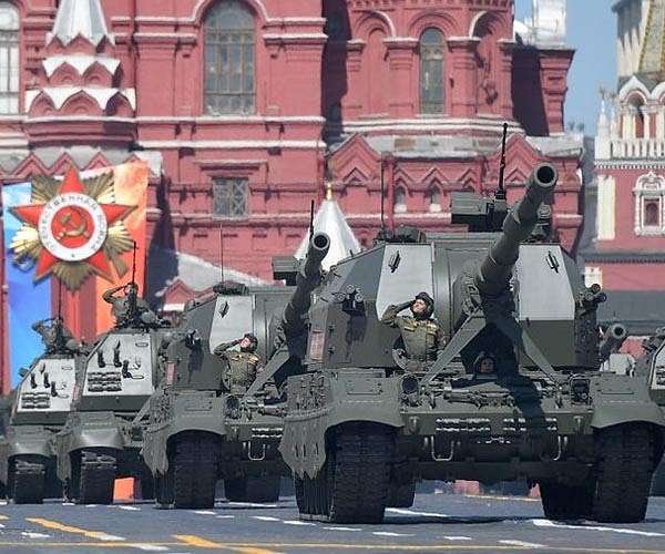 Kremlin cautions 'lots of work' ahead before Ukraine peace deal