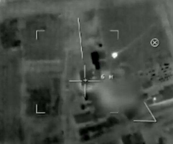 Strike in Donbas wounds 30, Russia accused of chemical attacks