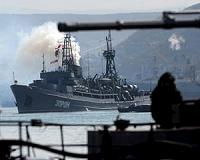 Gunmen storm Ukrainian warship in Crimea: spokesman