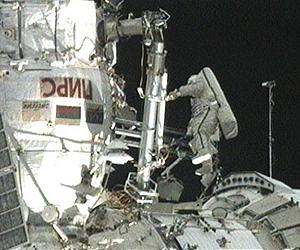 New Adhesive Earns Patent, Could Find Place In Space