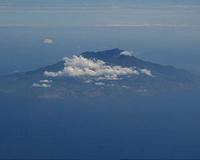 Flights resume after Indonesia volcano delays