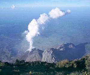 Research Suggests Volcanoes Nixed Neanderthals