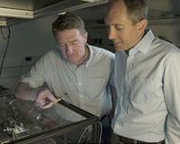 'Comb on a chip' powers new NIST/Caltech atomic clock design