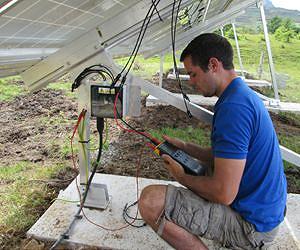New Solarlink Kit Streamlines PV System Testing On Innovative Off-Grid Island Projects