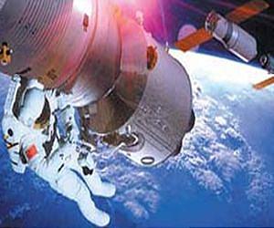 Chinese astronauts complete major tasks in first six days in space