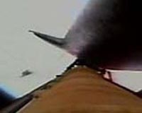 Debris breaks off as Endeavour heads to space