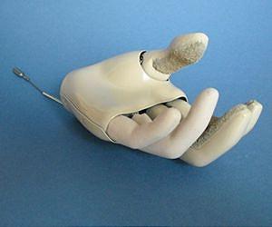 The quest for a better bionic hand