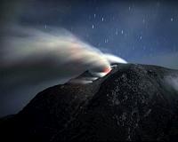 New Indonesian volcanic eruption halts search