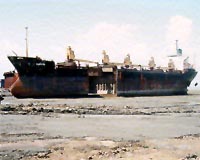 Bangladesh bans 'toxic' ship for second time
