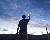 Apple and Google team up on virus 'contact tracing' by smartphone